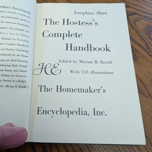 Hostess's Complete Handbook - Teal Cover 1952 vintage 50s guide (dirty cover) - Picture 4 of 13